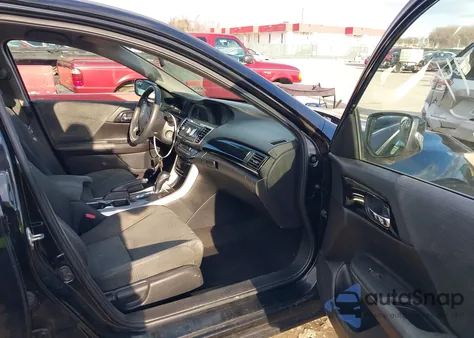 2016 Honda Accord Lx z USA, uszkodzony, nr VIN 1HGCR2F36GA207451